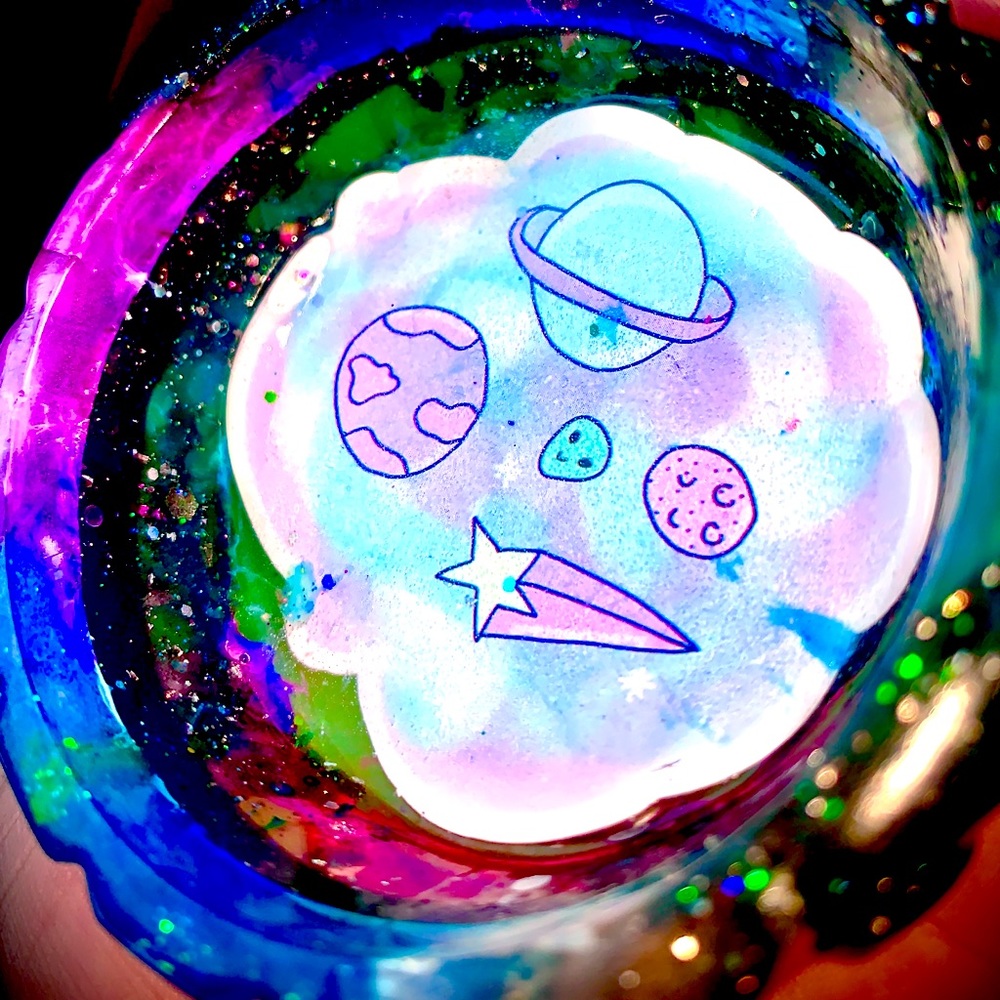 Glow in dark ash tray trinket dish jewelry holder